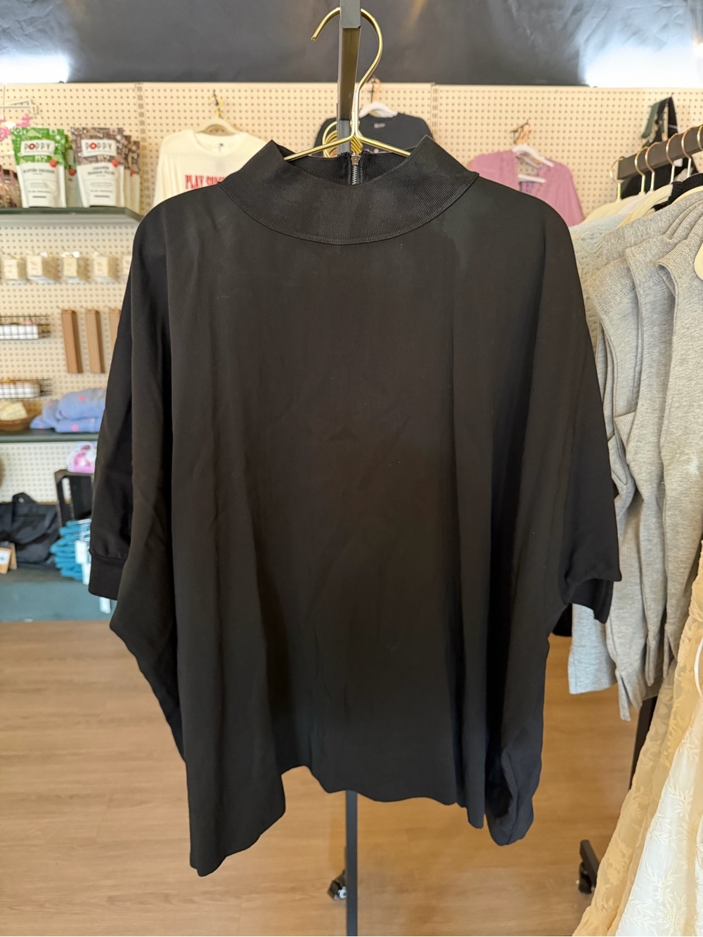Flat White Black Mock Neck Women's Top (BOX 6)